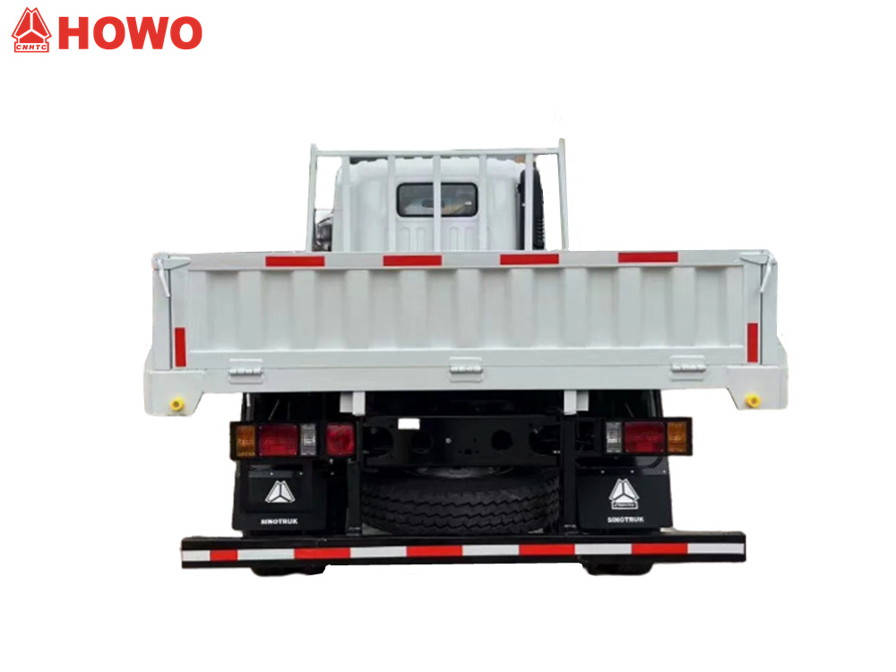 HOWO 4x4 all-wheel drive 5-ton cargo truck