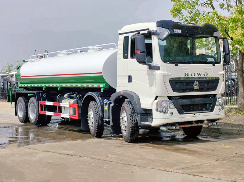 Howo heavy water tank lorry