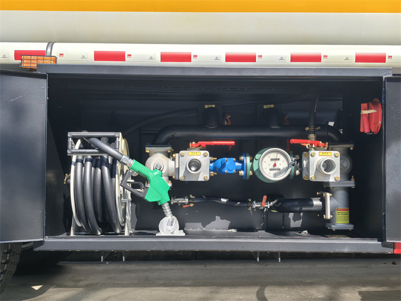 fuel tank truck