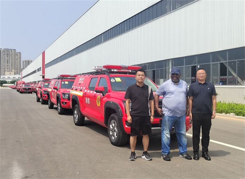HOWO light fire turck